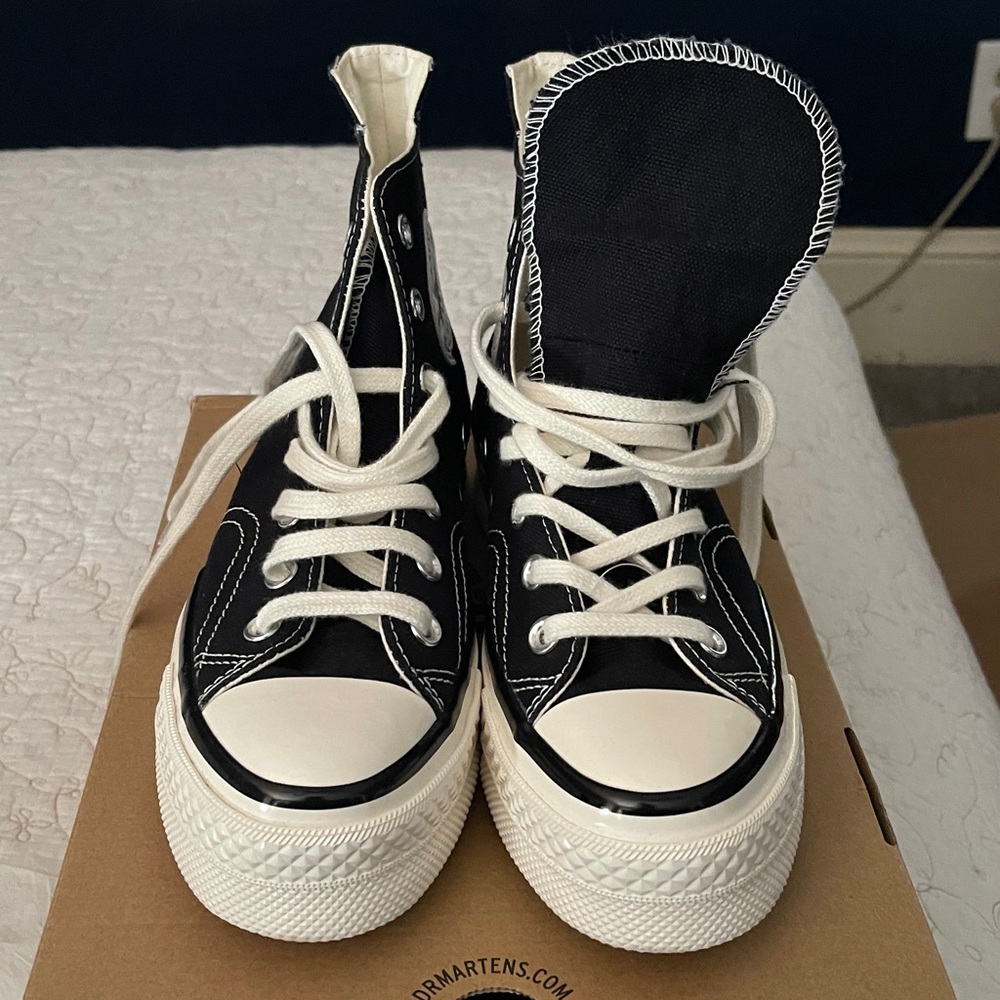 Converse Women's black Platform High-Tops